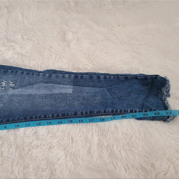 Play With Colors Light Wash Patch Trixy Jeans SZ 32 - Picture 12 of 15